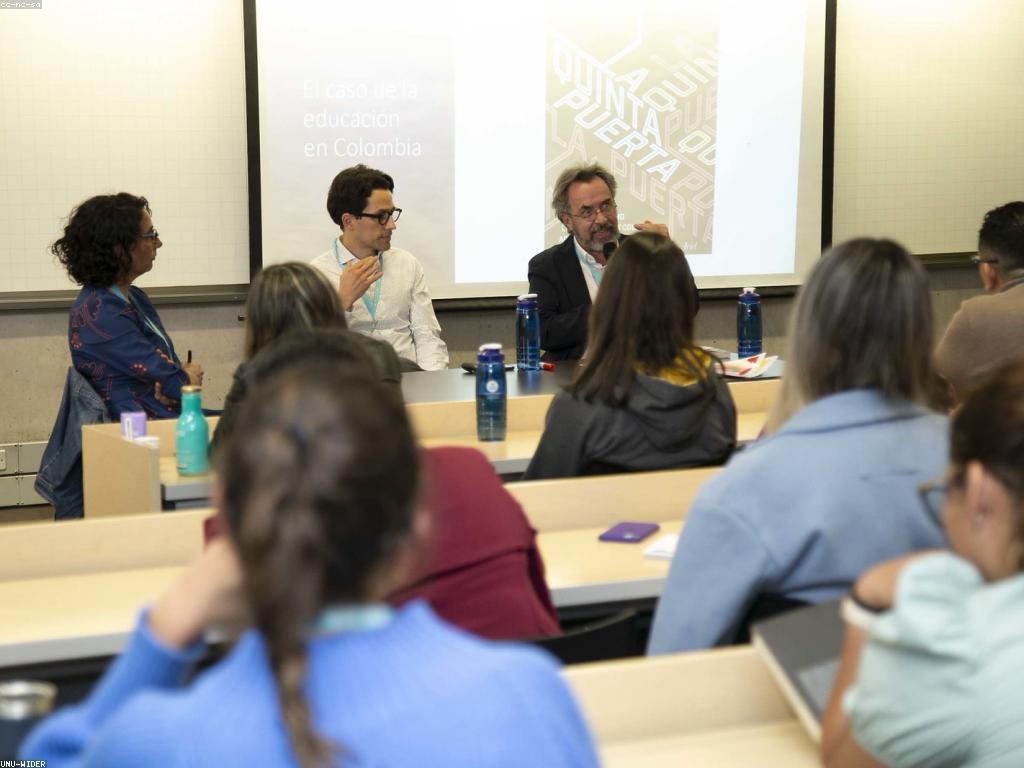 សារៈសំខាន់នៃព្រឹត្តិការណ៍និងពិន្ទុក្នុងជីវិតប្រចាំថ្ងៃ